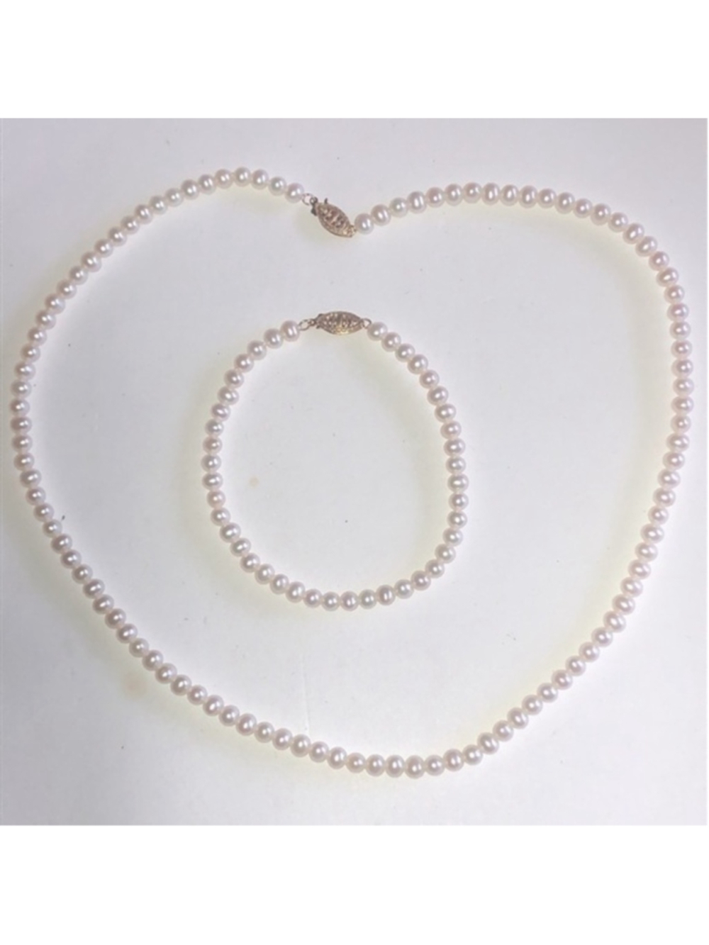 Genuine Pearls 10K RTI Royal Touch Classic Necklace Bracelet